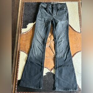 Idyllwind Women’s Flare Jeans - 2/32